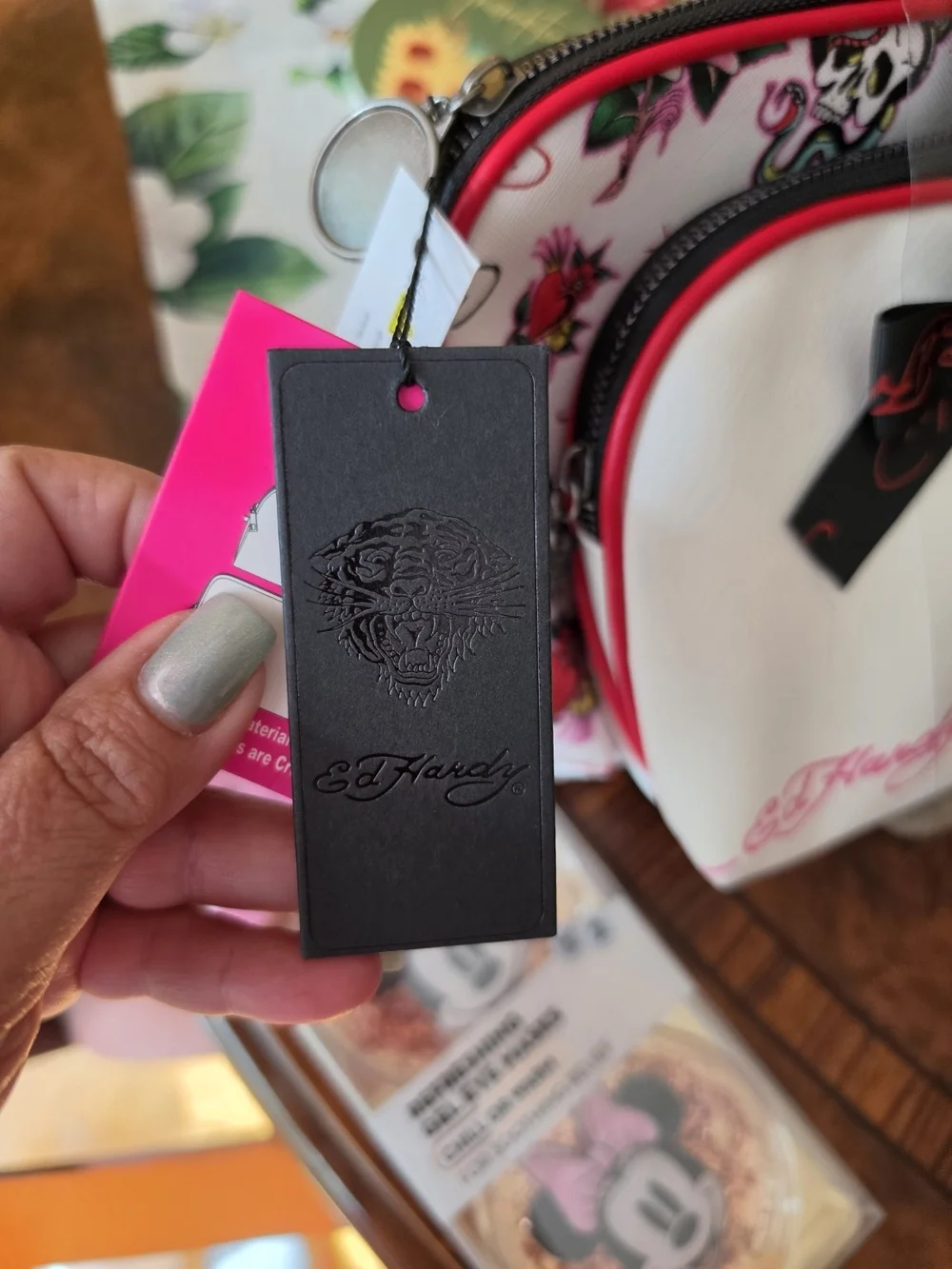 💕 NWT Ed Hardy Cosmetics Bag + Beauty Bundle